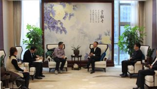  华彬集团副总裁朱东海一行到访威廉希尔