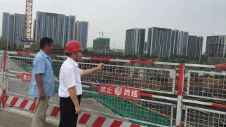 威廉希尔管理公司领导慰问一线项目监理员工