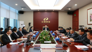 集团组织举办威廉希尔装饰公司经营目标签约仪式