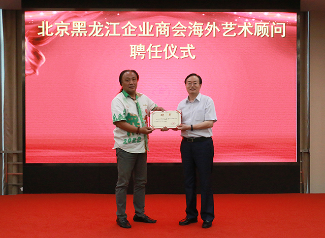 1656296679303976.jpg 6400.jpg